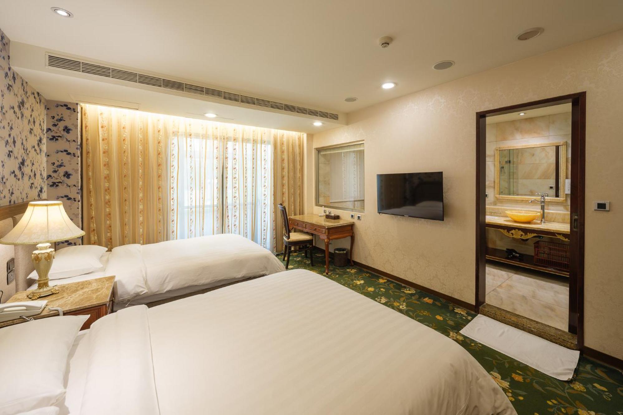 Grand Pleasure Spring Hotel Taipei Exterior photo