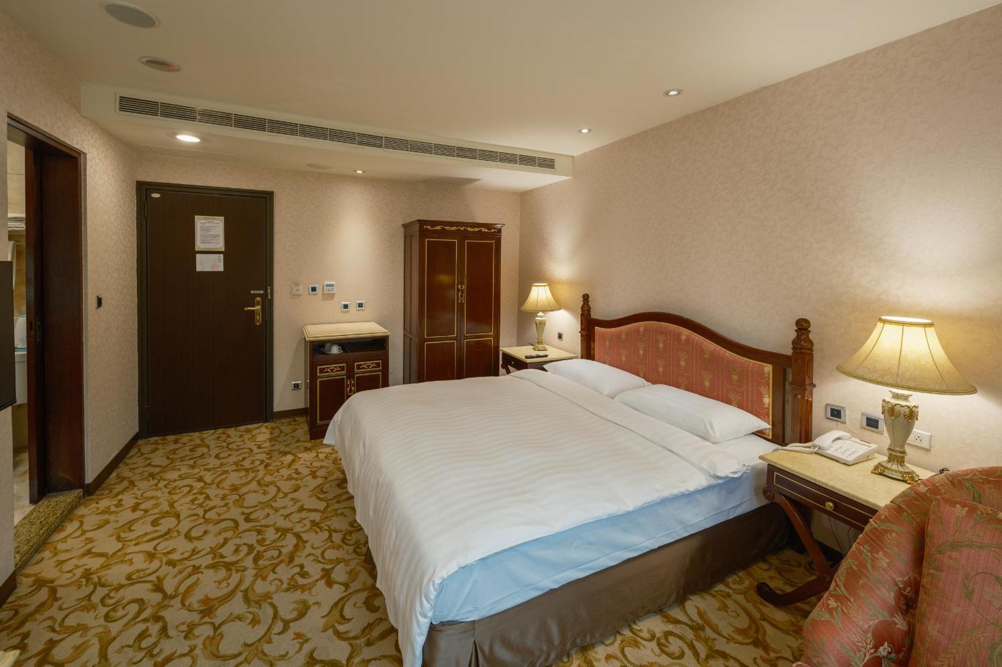 Grand Pleasure Spring Hotel Taipei Exterior photo