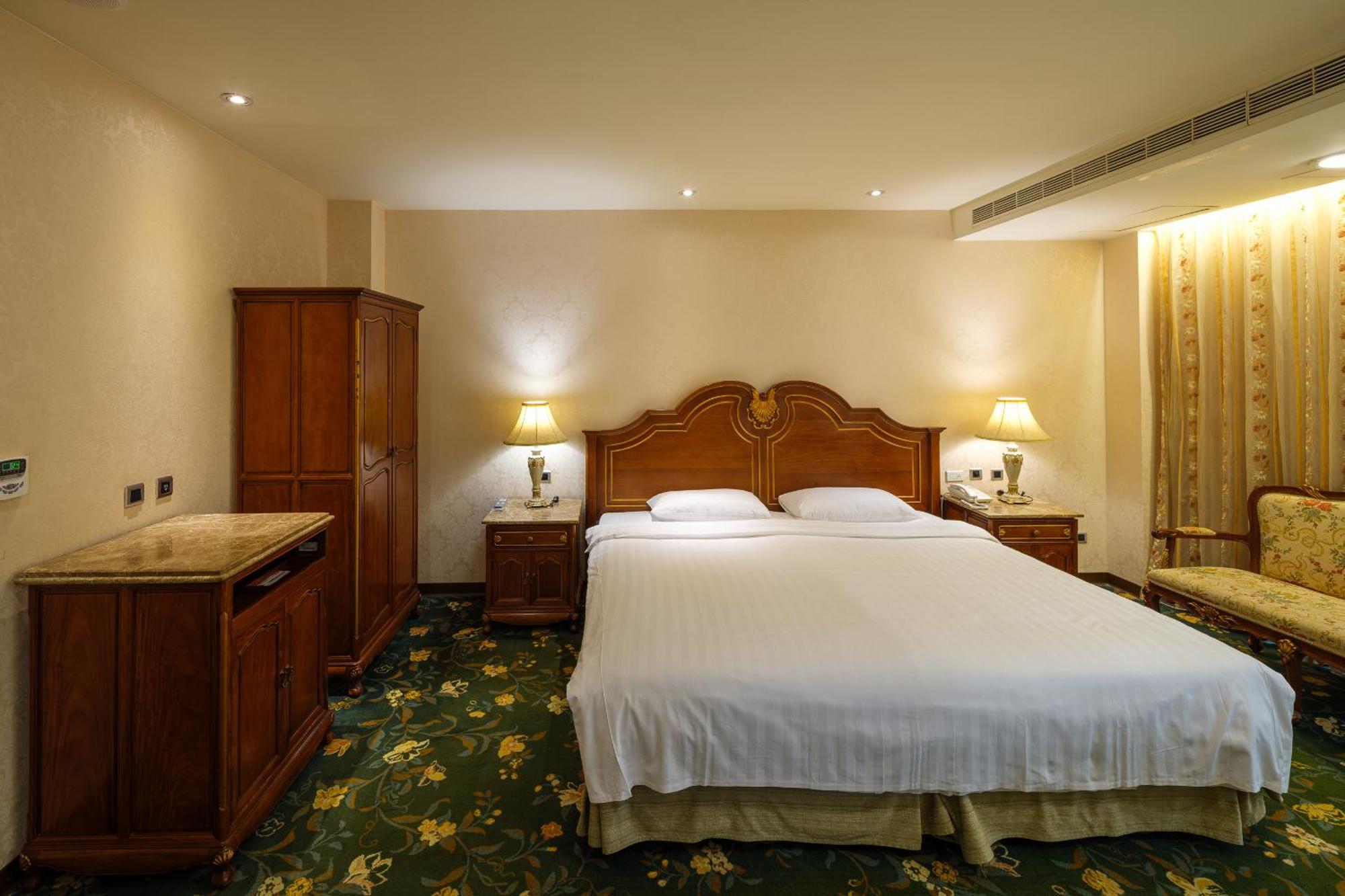 Grand Pleasure Spring Hotel Taipei Exterior photo